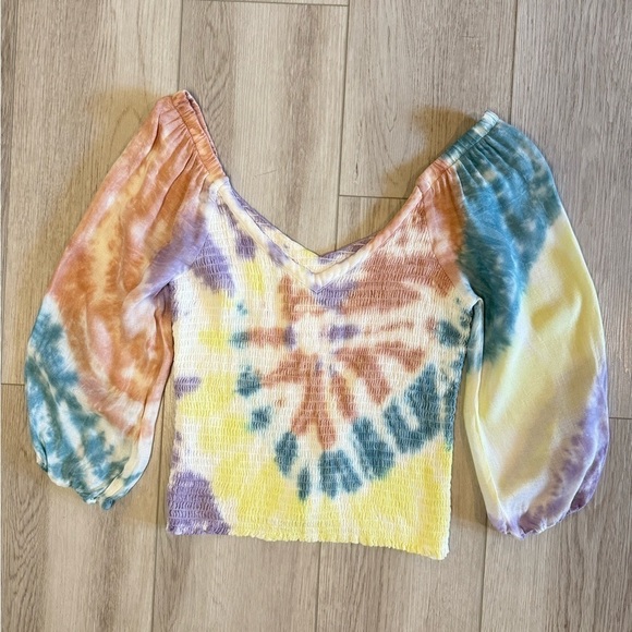 CHASER Small Top Smocked Double V Peasant Tie Dye Shirt Nice Condition! - Picture 4 of 8